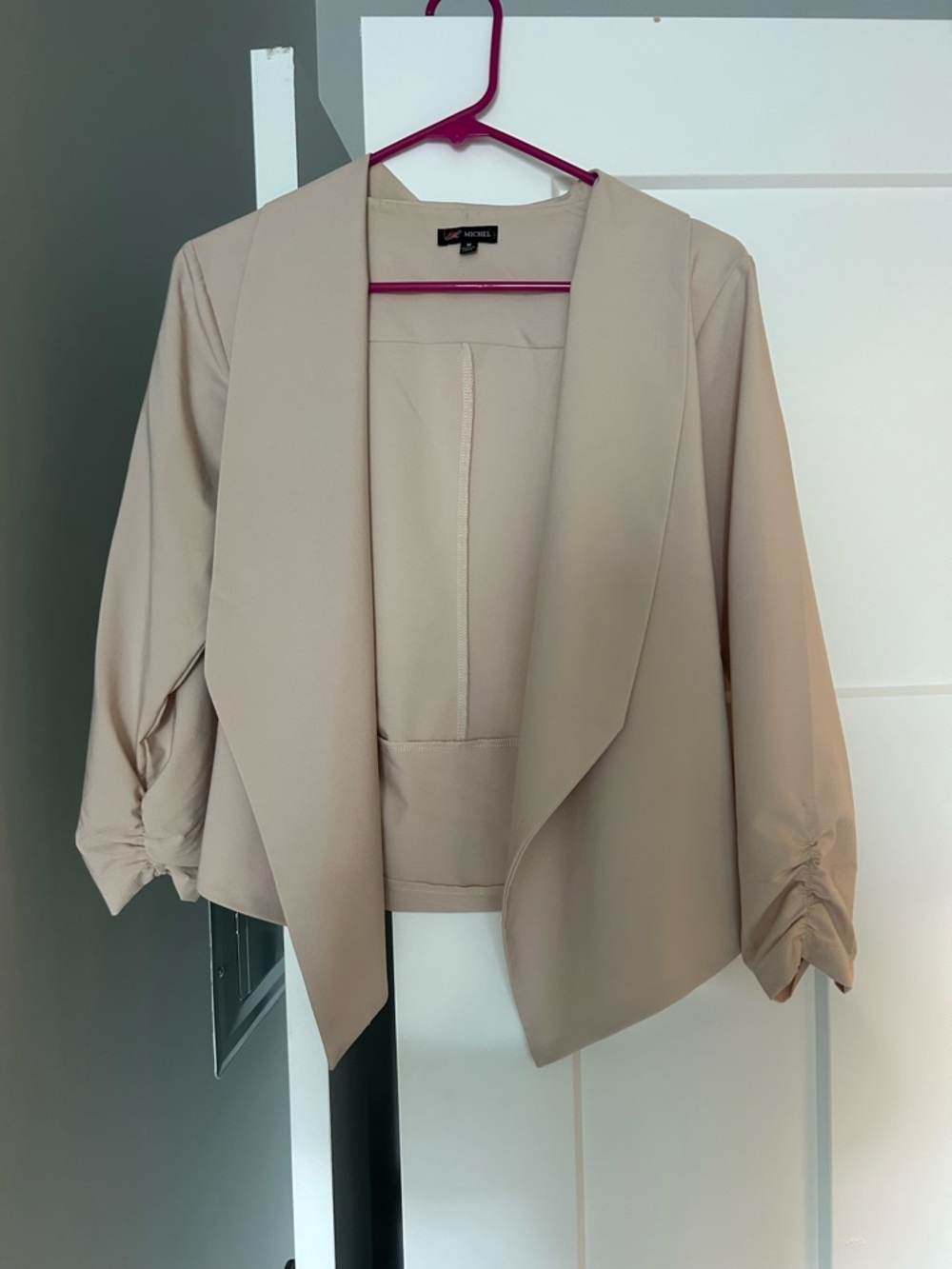 Tahari ASL Light Beige Open-Front Cropped Blazer